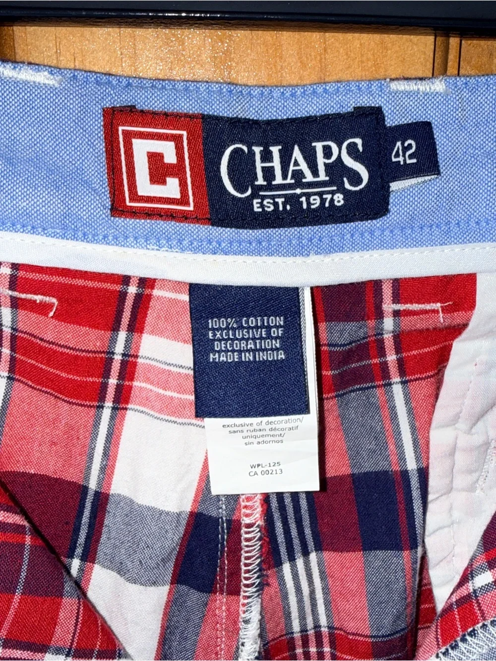 Chaps Men’s Red White and Navy Plaid Men's Flat Front Shorts42-EC